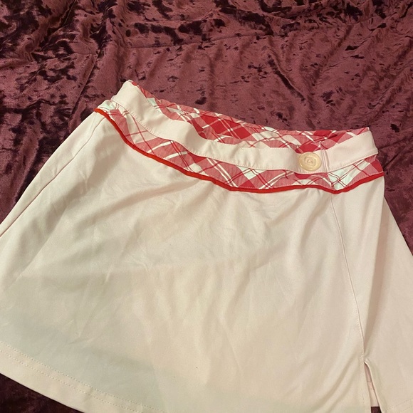 cute pink skirt - Picture 3 of 3